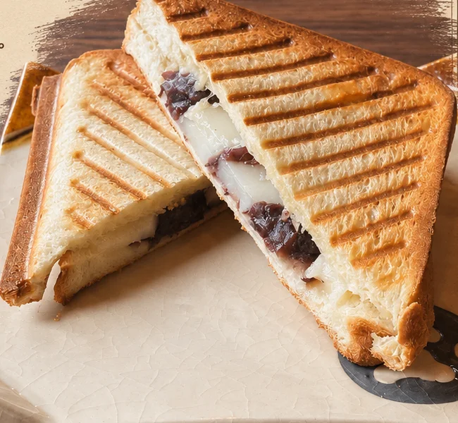 あんバター餅入ホットサンド